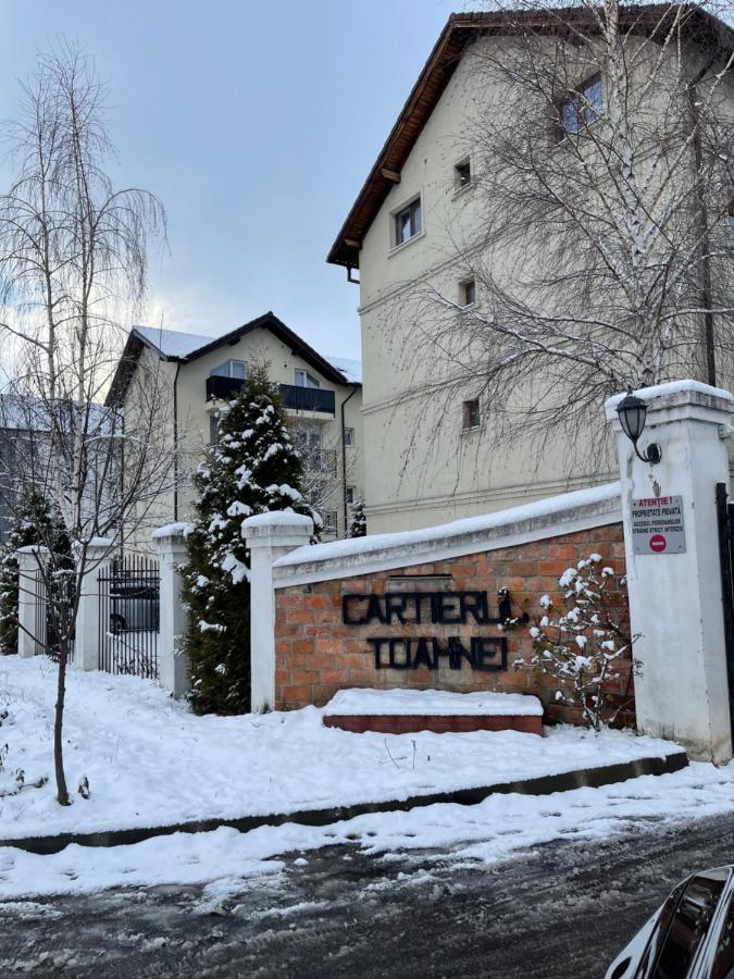 N & G Apartments Rîşnov Buitenkant foto